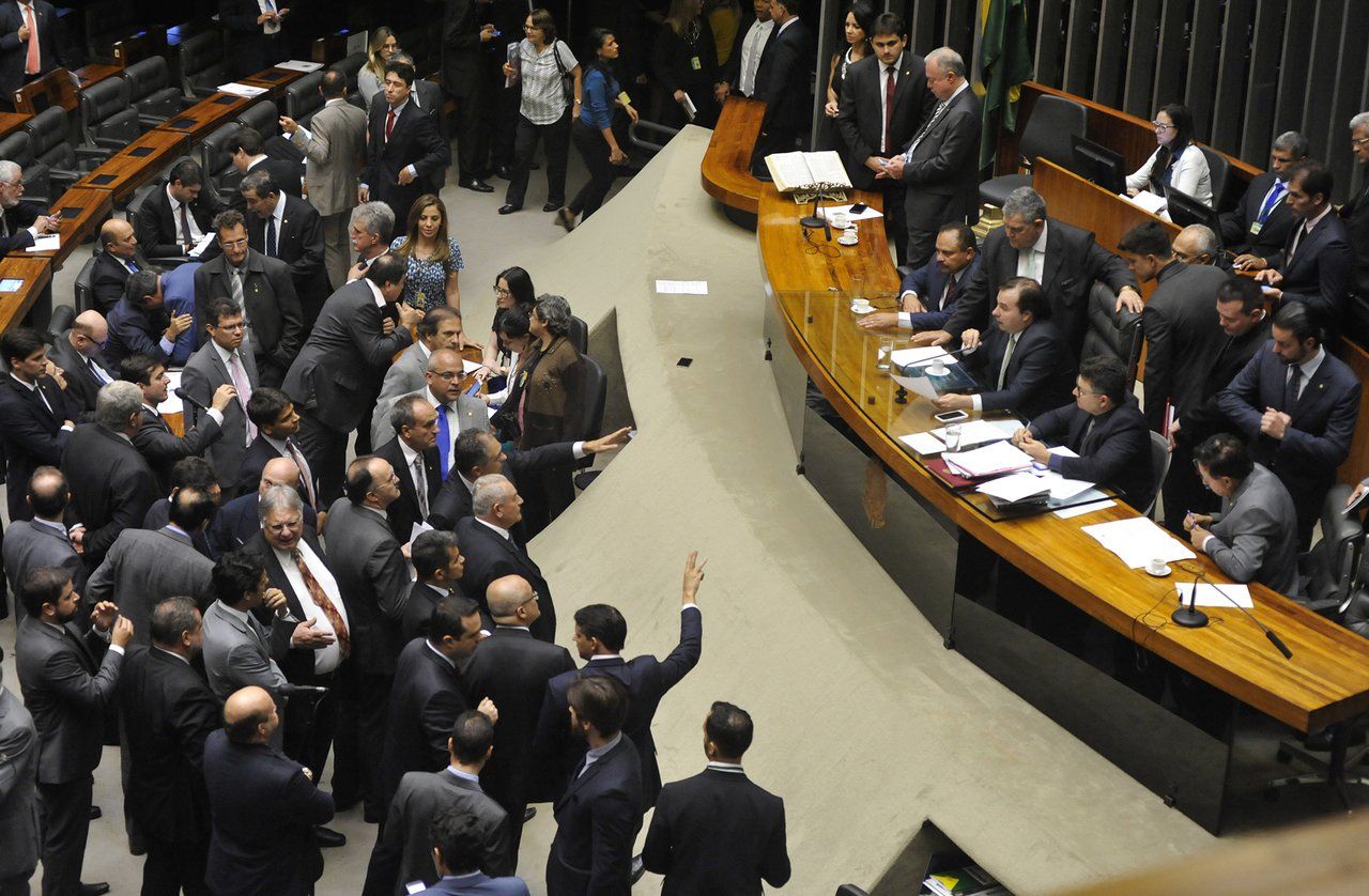 Novo Ensino M Dio Aprovado Na C Mara Nova Escola