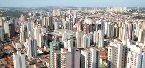 Ribeirão Preto abre concurso na Educação com salários de até 4 mil reais