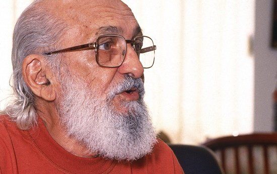 Acesse o acervo digital de Paulo Freire gratuitamente