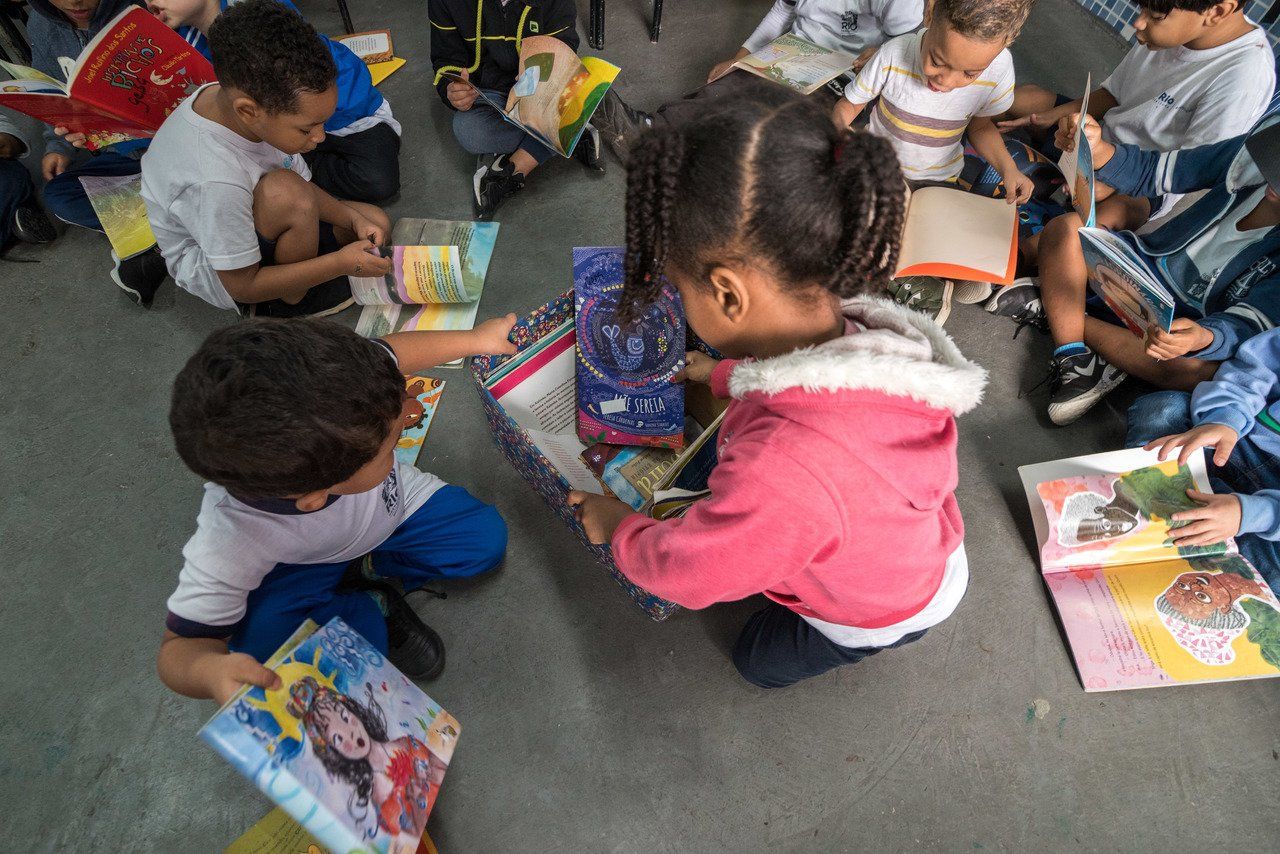 Baianas criam iniciativas antirracistas em escolas públicas