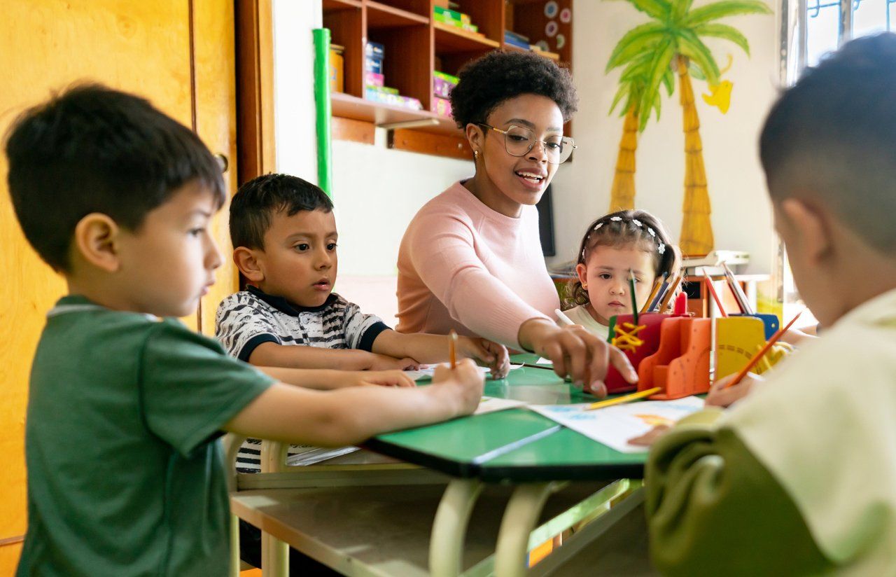 Como equilibrar técnica e brincadeira nas aulas para crianças