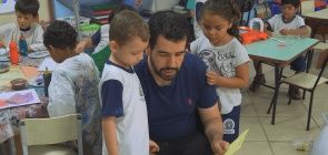 Professor homem na Educação Infantil: conheça os desafios e experiências