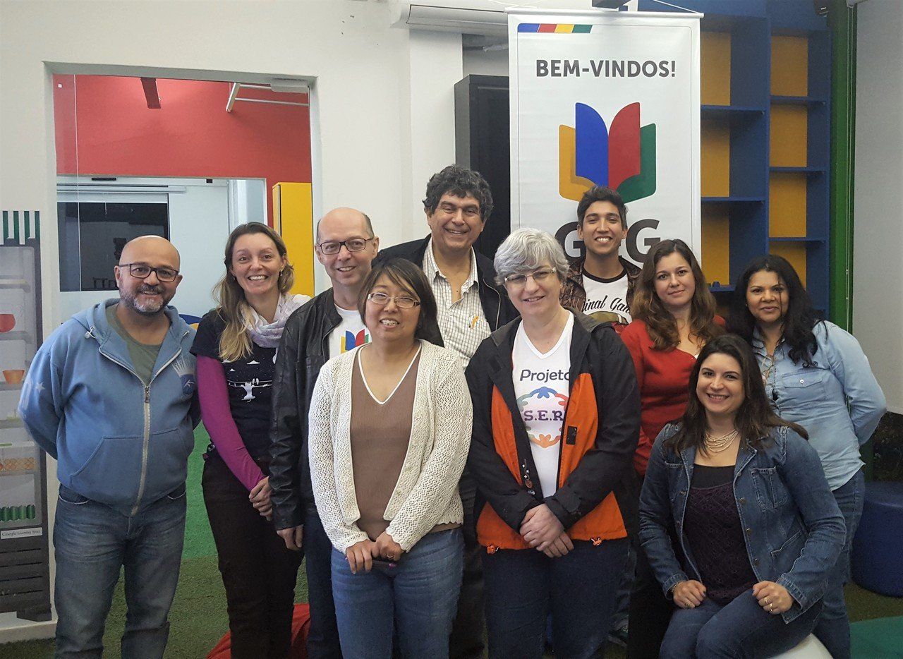 Conheça um grupo de professores que troca experiências sobre tecnologia ...