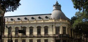 Colégio Pedro II abre vagas para cargos técnico-administrativos