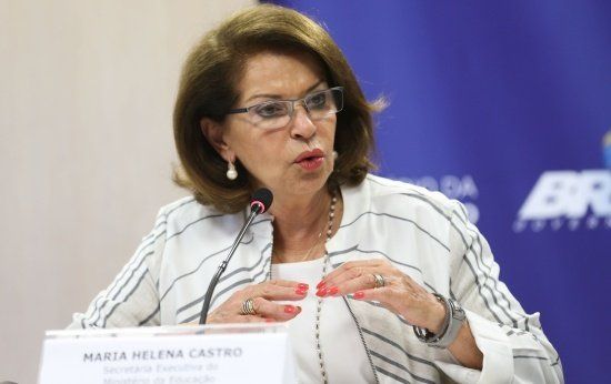 Secretária executiva do MEC esclarece pontos do Novo Ensino Médio