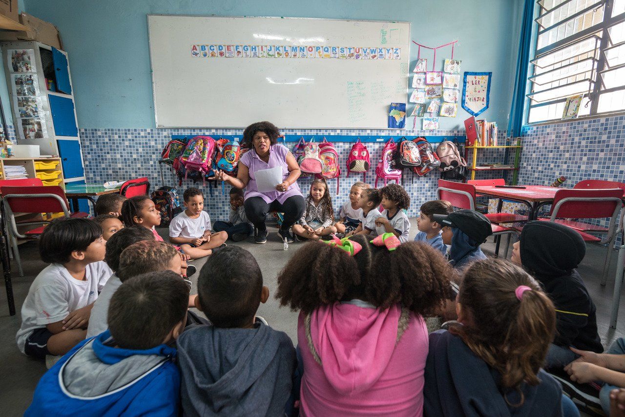 Professora do Maranhão leva jogos teatrais para a educação