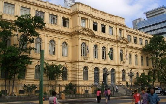 Casa Caetano de Campos, antiga Escola Estadual Caetano de Campos e atual sede da Secretaria da Educação do Estado de São Paulo.