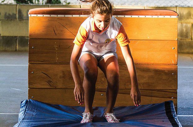 NILTÃO DE TAUBATÉ ENSINA COMO FAZER O PARKOUR DE VERDADE 