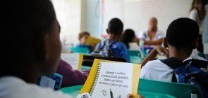 Brasil gastou R$ 16 bilhões com estudantes reprovados em 2016