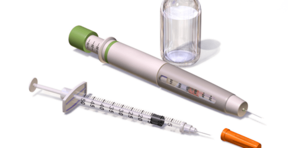 Aplicar insulina é um dos cuidados que alguns diabéticos devem tomar ao longo do dia