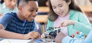 Tecnologia na Educação: como enriquecer o currículo com a robótica