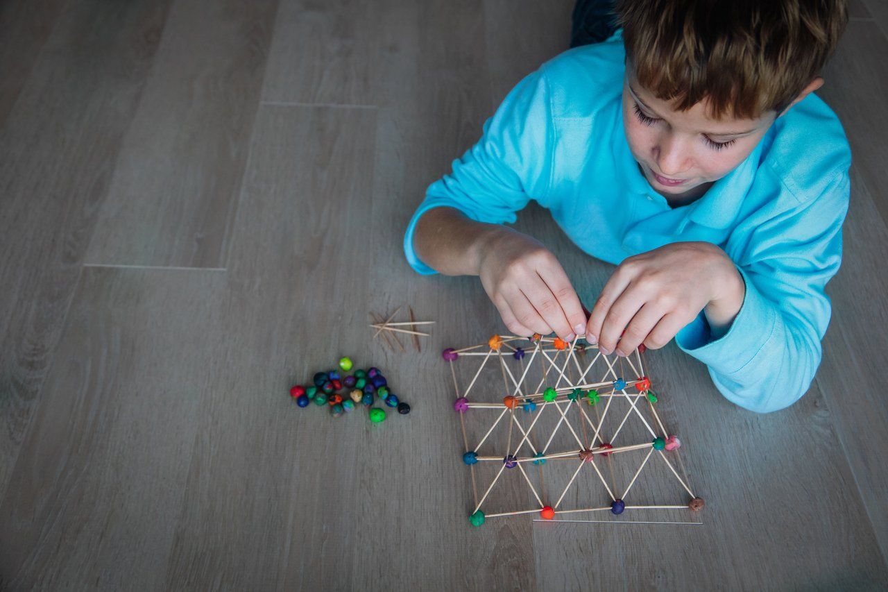 Nova Escola Box  1º ao 3º ano: Aprendizagens prioritárias de Matemática  com medição, embalagens e figuras geométricas