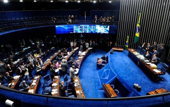 Por que o Novo Ensino Médio ainda vai demorar a entrar em vigor