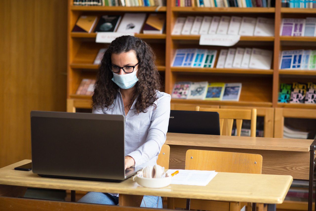 Há mais mulheres professoras nas séries iniciais que nas séries finais