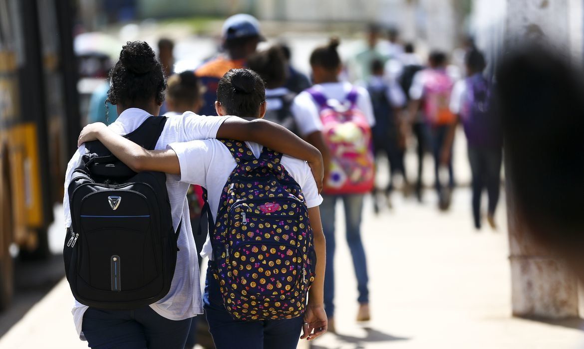 Paz, como se faz? Semeando cultura de paz nas escolas