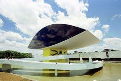 Museu Oscar Niemeyer - PR. Foto: Divulgação