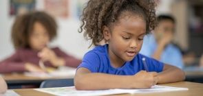 Alfabetização: como a gestão escolar pode impulsionar a recomposição de aprendizagens 