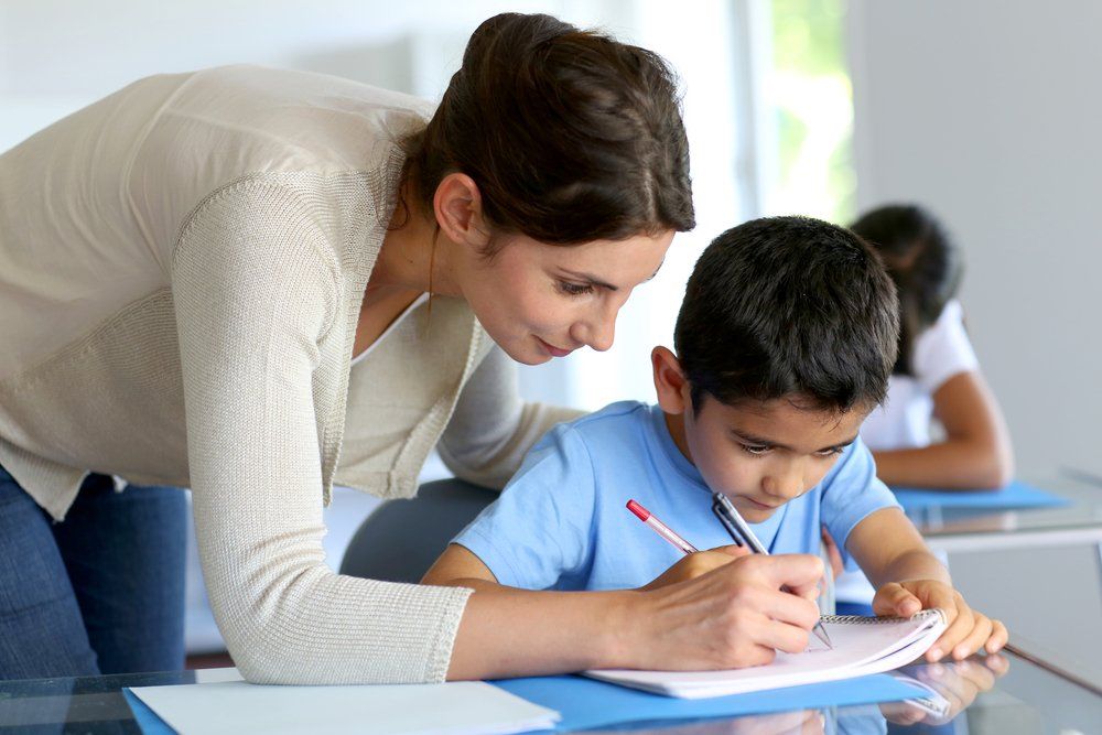 Eduque a Sala De Aula Com Professor E Alunos, Educação, Escola